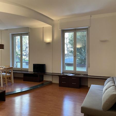 Accomodo Mib52 Bivano Sant'Ambrogio Milaan Buitenkant foto